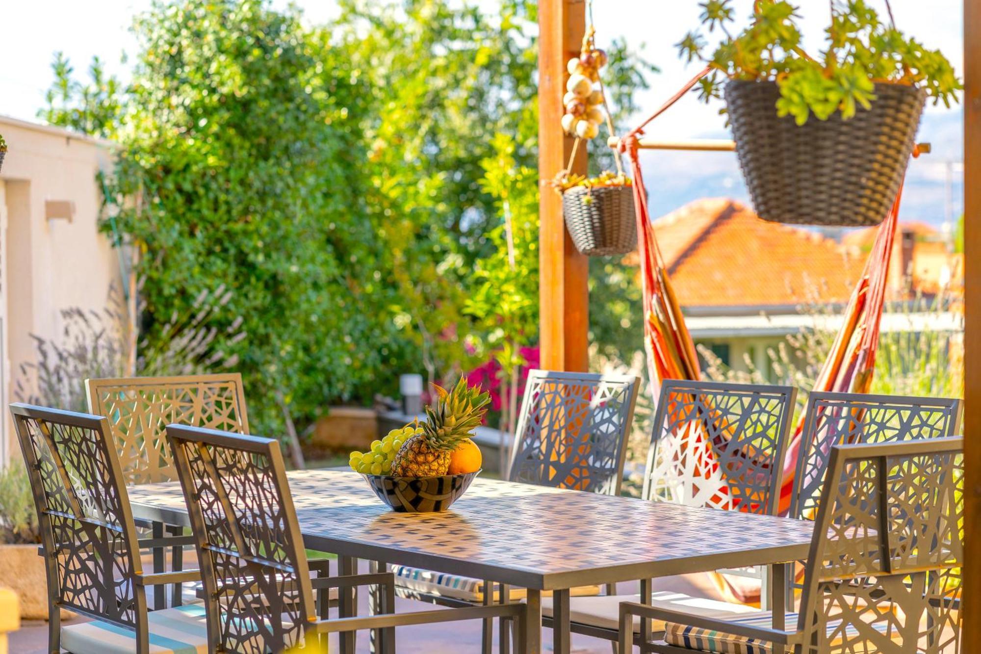 Villa Green Garden Splitska Exterior foto